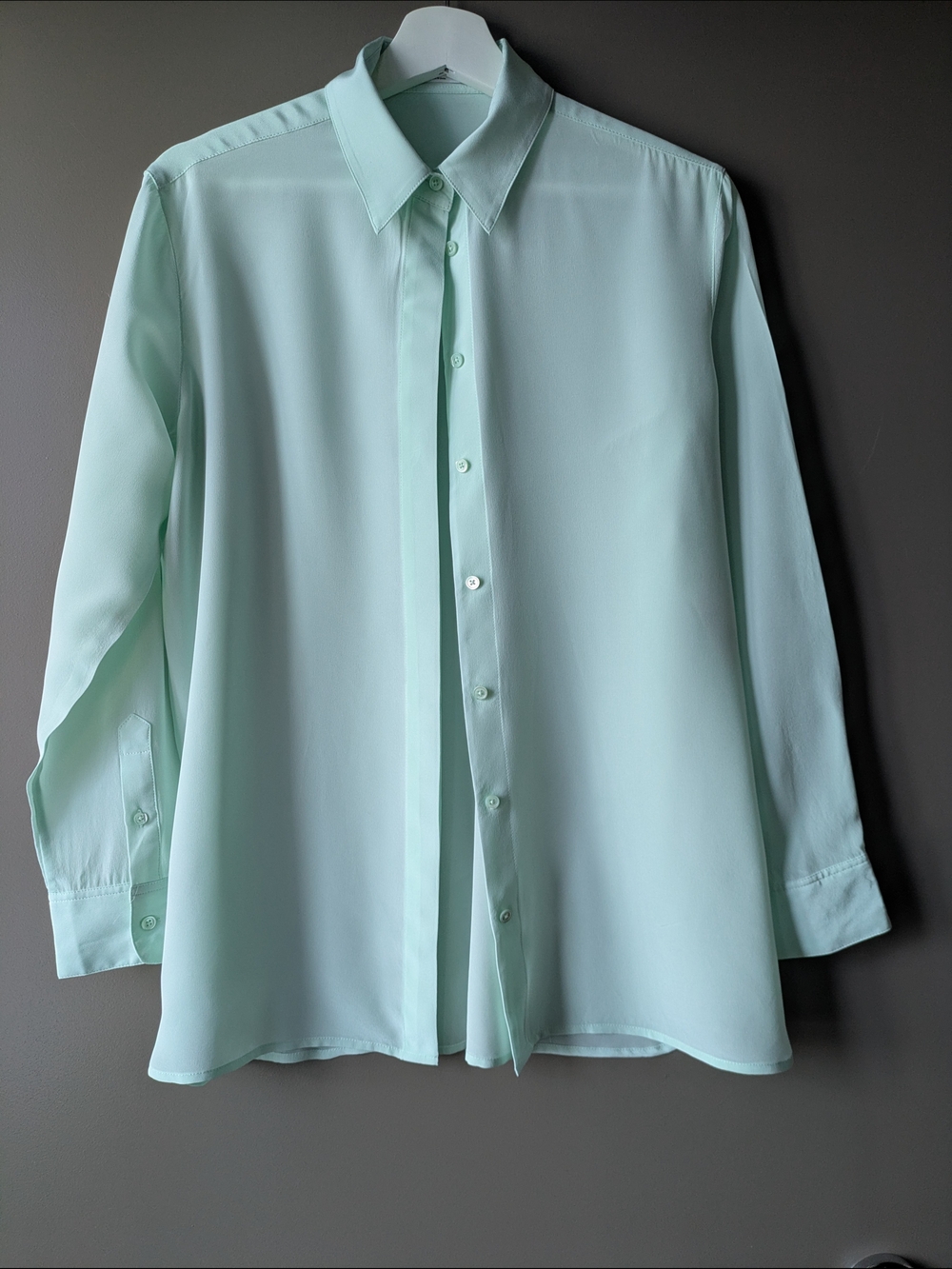 Babaton 100% Silk Academy Mint Green Button-Down Long Sleeve Shirt NWOT XS